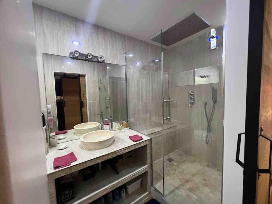 Artist Trip Apartment ปารีส ภายนอก รูปภาพ